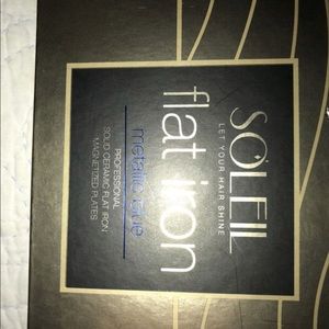 Soleil Flat Iron